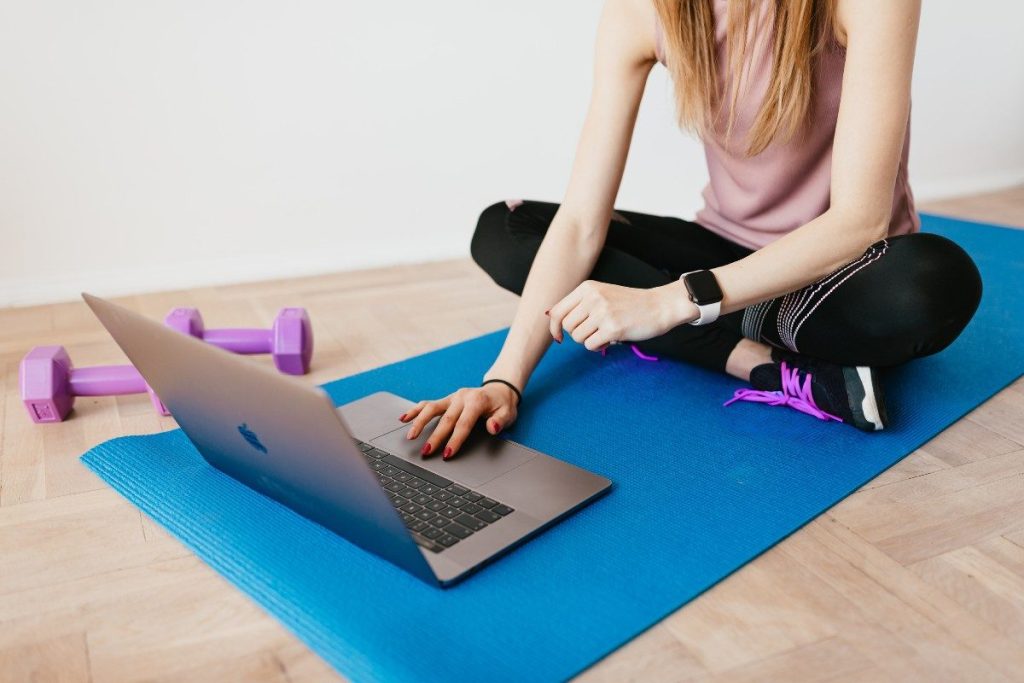 Black-and-orange-Personal-Training-modern-presentation-1.5-x-1.5-in-1200-x-800-px-1024x683 Personal Training